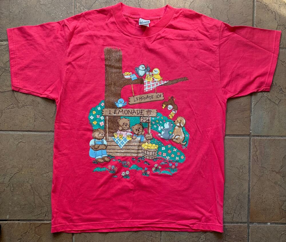 Vintage 90s Basic Editions Teddy Bear Lemonade Stand Graphic T-Shirt XL Red